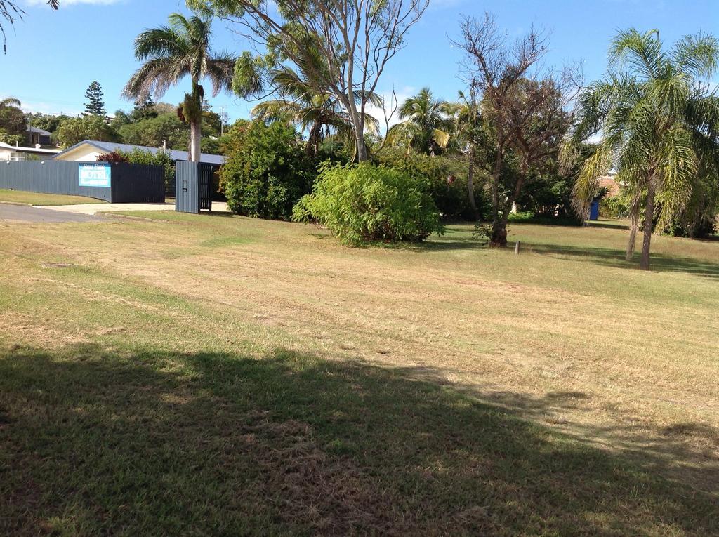 Emu Park Motel Exteriör bild